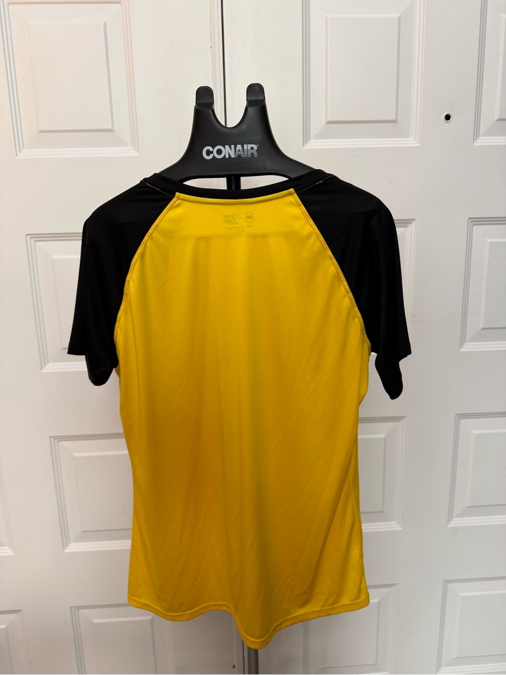 MLB Pittsburgh Pirates Yellow and Black Women's Jersey - Picture 5 of 9